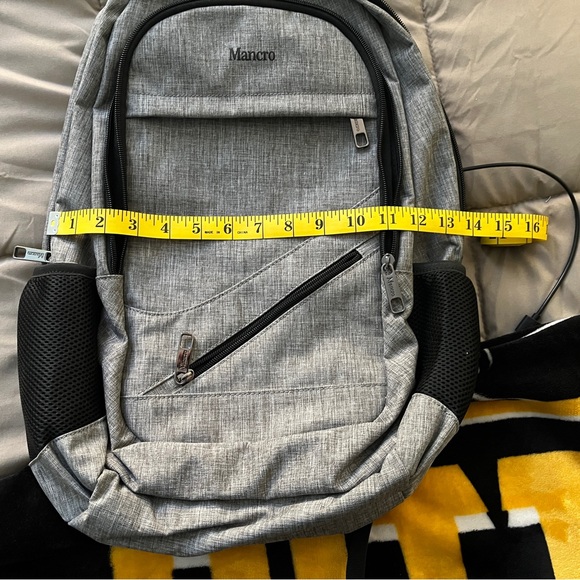 Mancro Laptop/bookbag - Picture 13 of 17